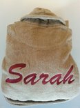 Badjas + Naam GROOT op de RUG borduren €49,--